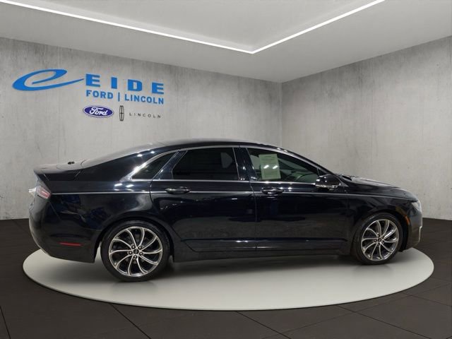 Used 2020 Lincoln MKZ w/ Convenience Package image 7