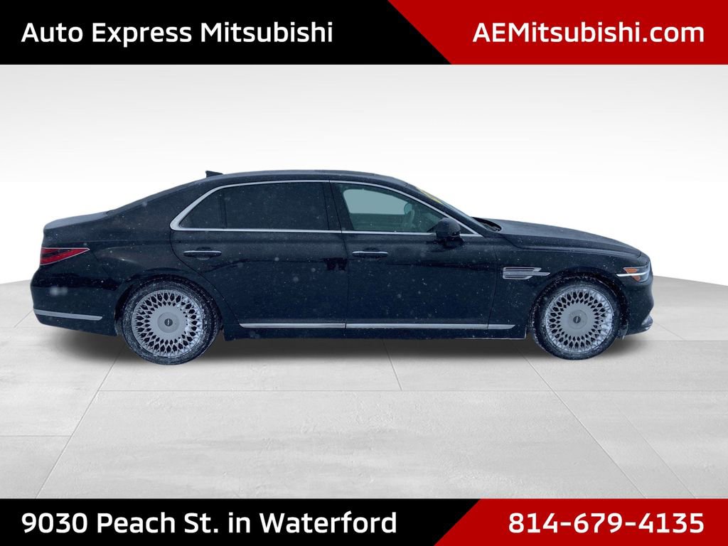 Used 2022 Genesis G90 5.0 Ultimate image 8