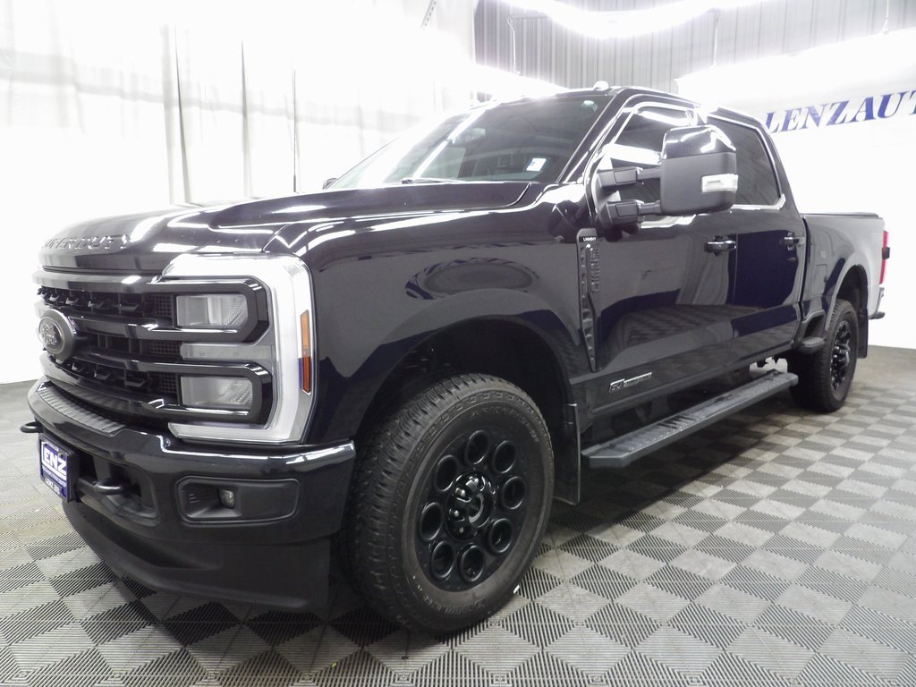 Used 2024 Ford F250 Lariat w/ Black Appearance Package image 6