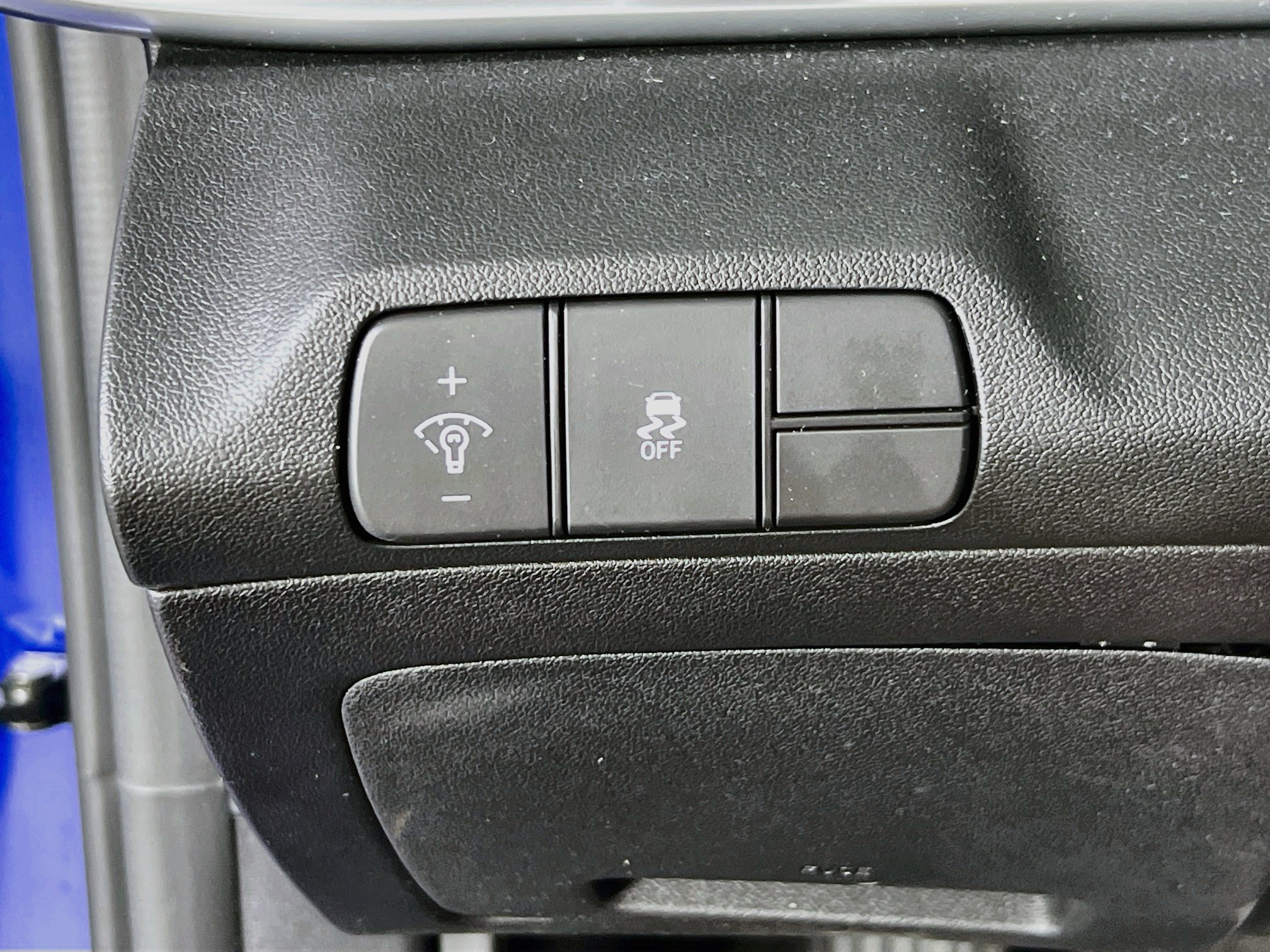 Used 2024 Hyundai Elantra SEL w/ Convenience Package FWD image 10