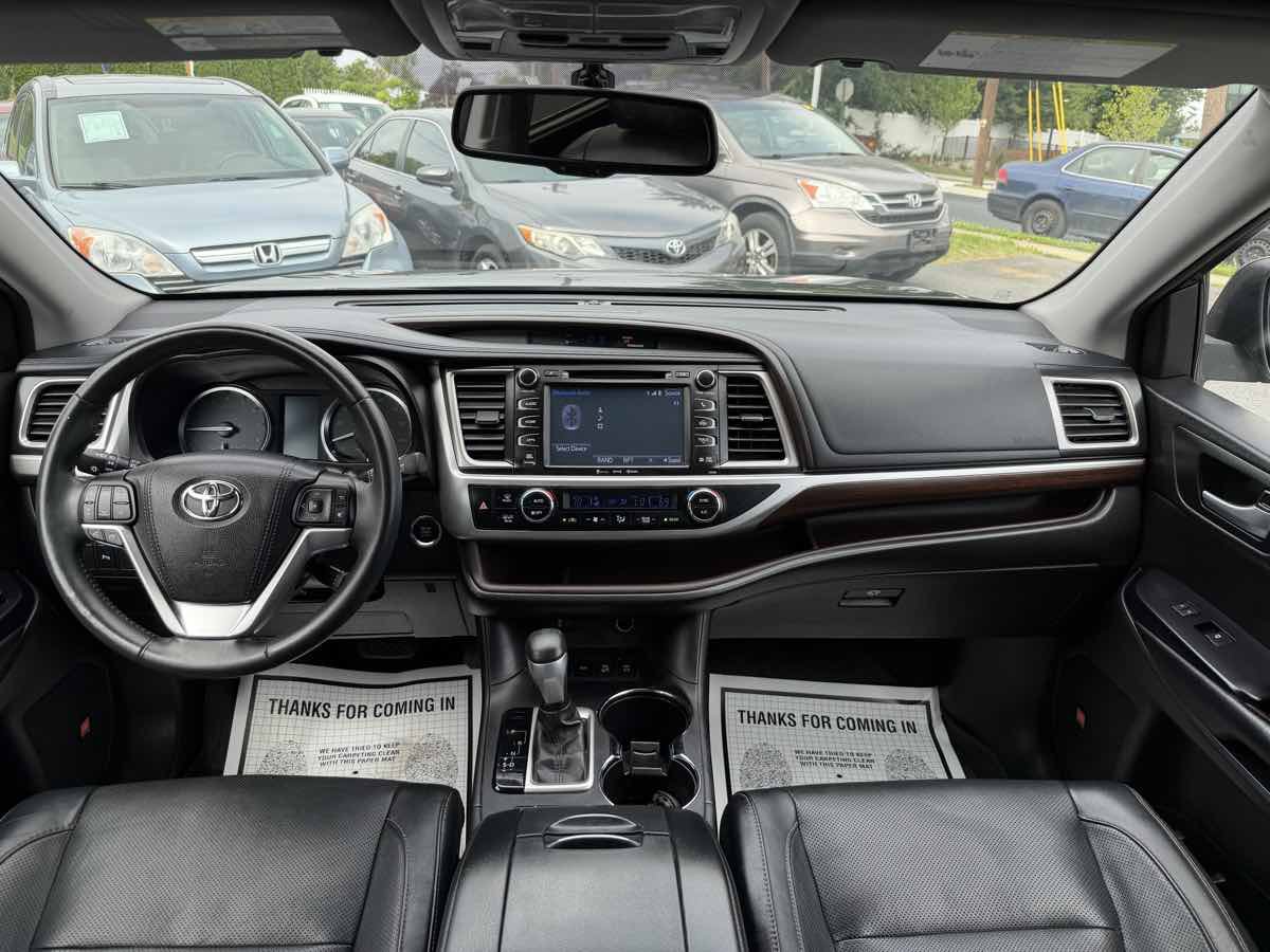 Used 2016 Toyota Highlander Limited AWD/4WD image 13