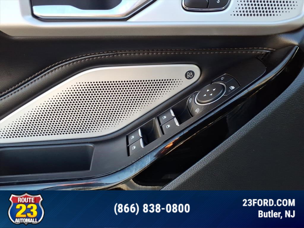 Certified 2022 Ford Explorer Platinum w/ Equipment Group 601A image 12