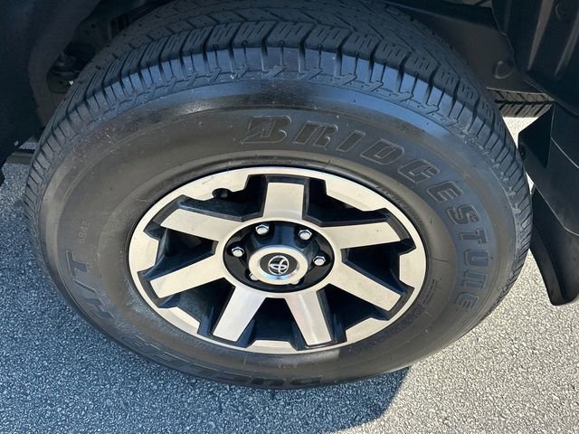Used 2023 Toyota 4Runner TRD Off-Road AWD/4WD image 15