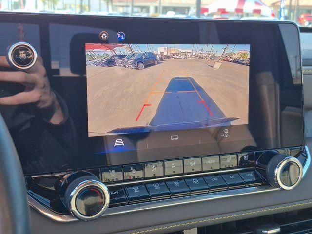 Used 2024 Chevrolet Colorado ZR2 w/ ZR2 Convenience Package III image 14