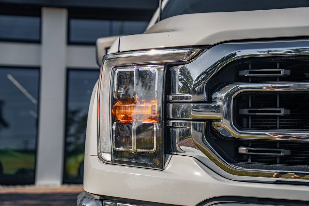 Used 2022 Ford F150 XLT w/ Equipment Group 302A High image 9