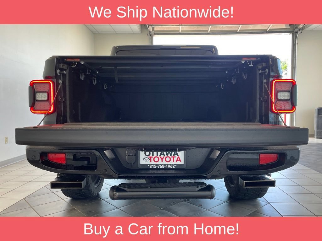 Used 2023 Jeep Gladiator Overland AWD/4WD image 15