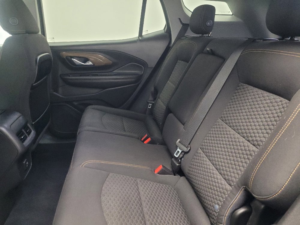 Used 2020 GMC Terrain SLE w/ LPO, Floor Liner Package image 18