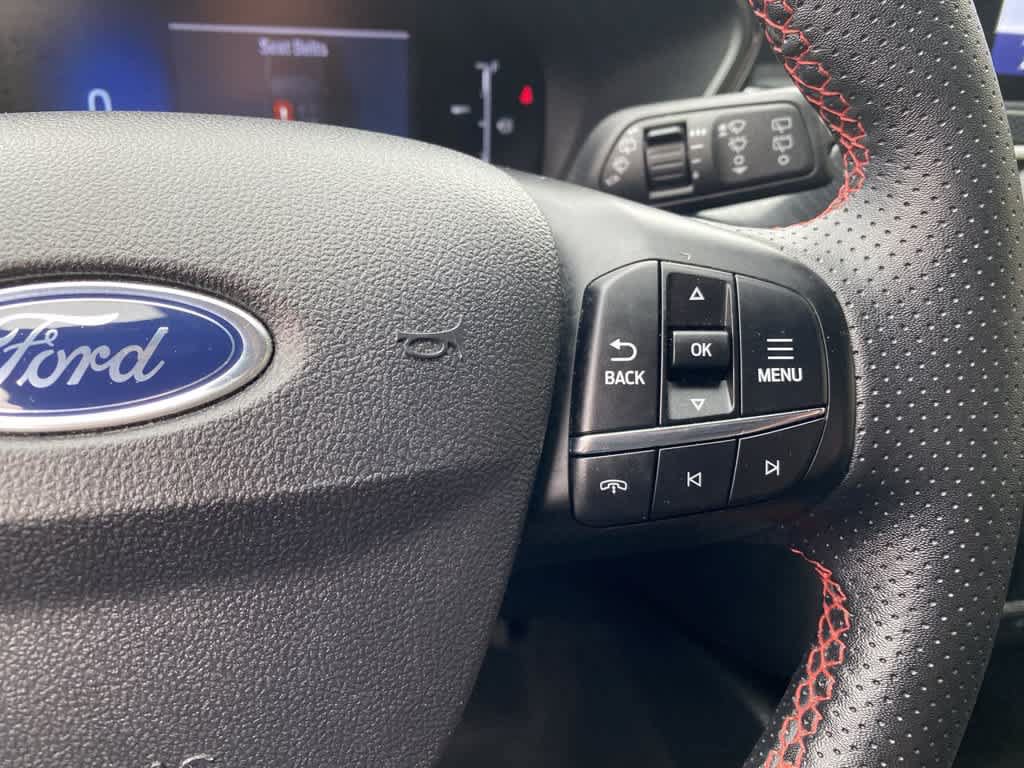 Used 2025 Ford Escape ST-Line Select AWD/4WD image 20