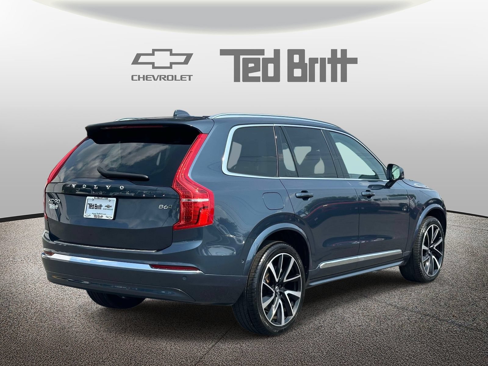 Used 2023 Volvo XC90 B6 Plus w/ Protection Package Premier AWD/4WD image 4