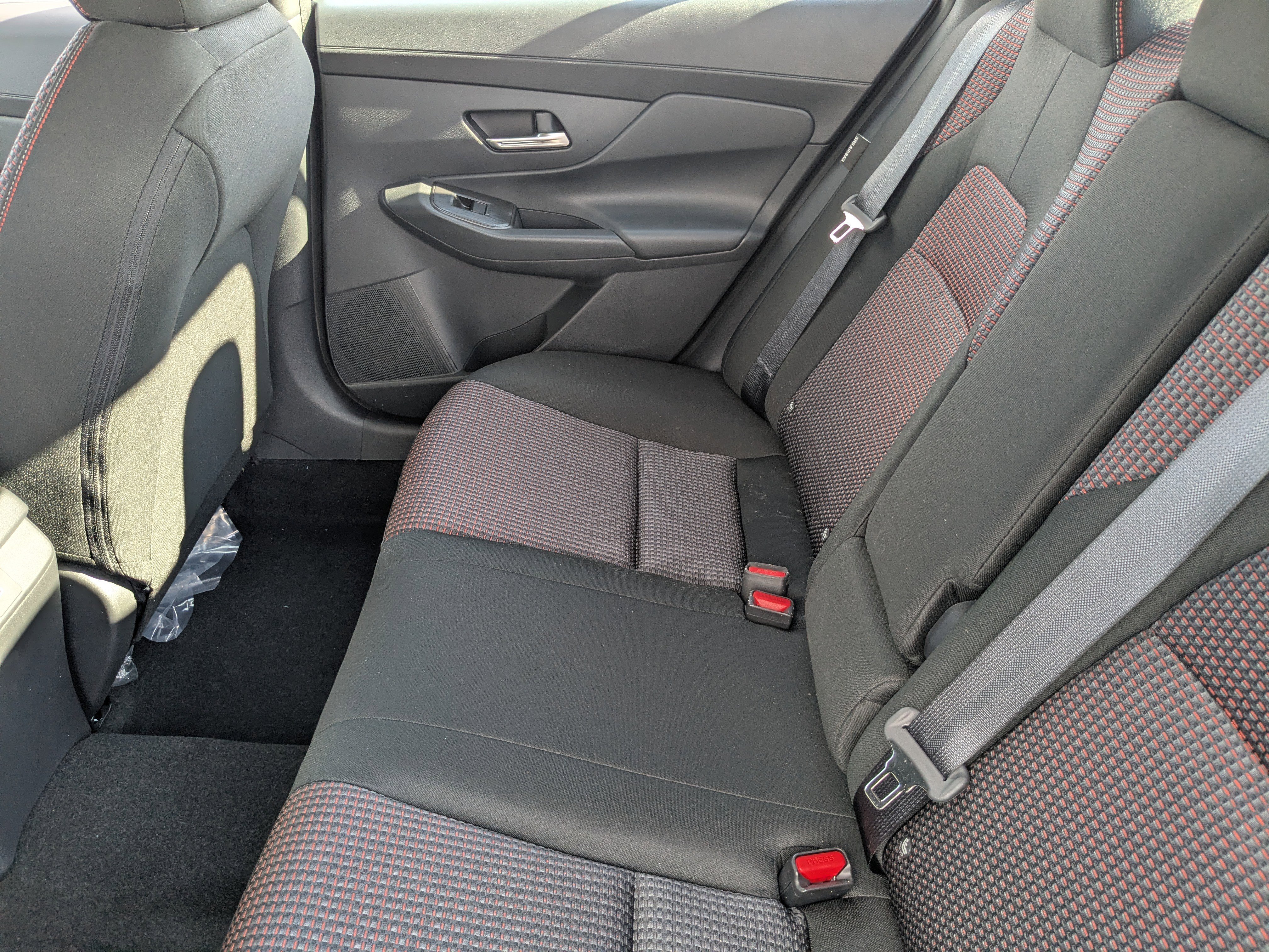 New 2026 Nissan Sentra SR FWD image 23