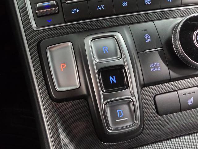 Certified 2023 Hyundai Santa Fe SEL image 31
