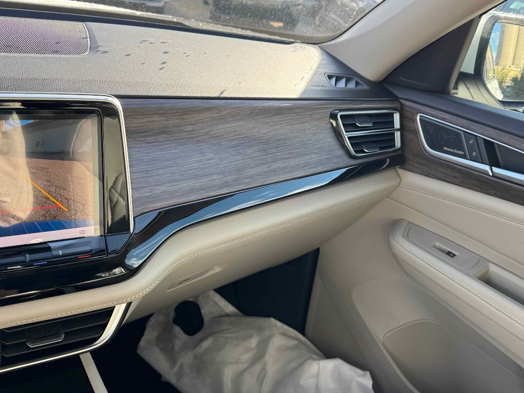 New 2026 Volkswagen Atlas SEL Premium R-Line image 18