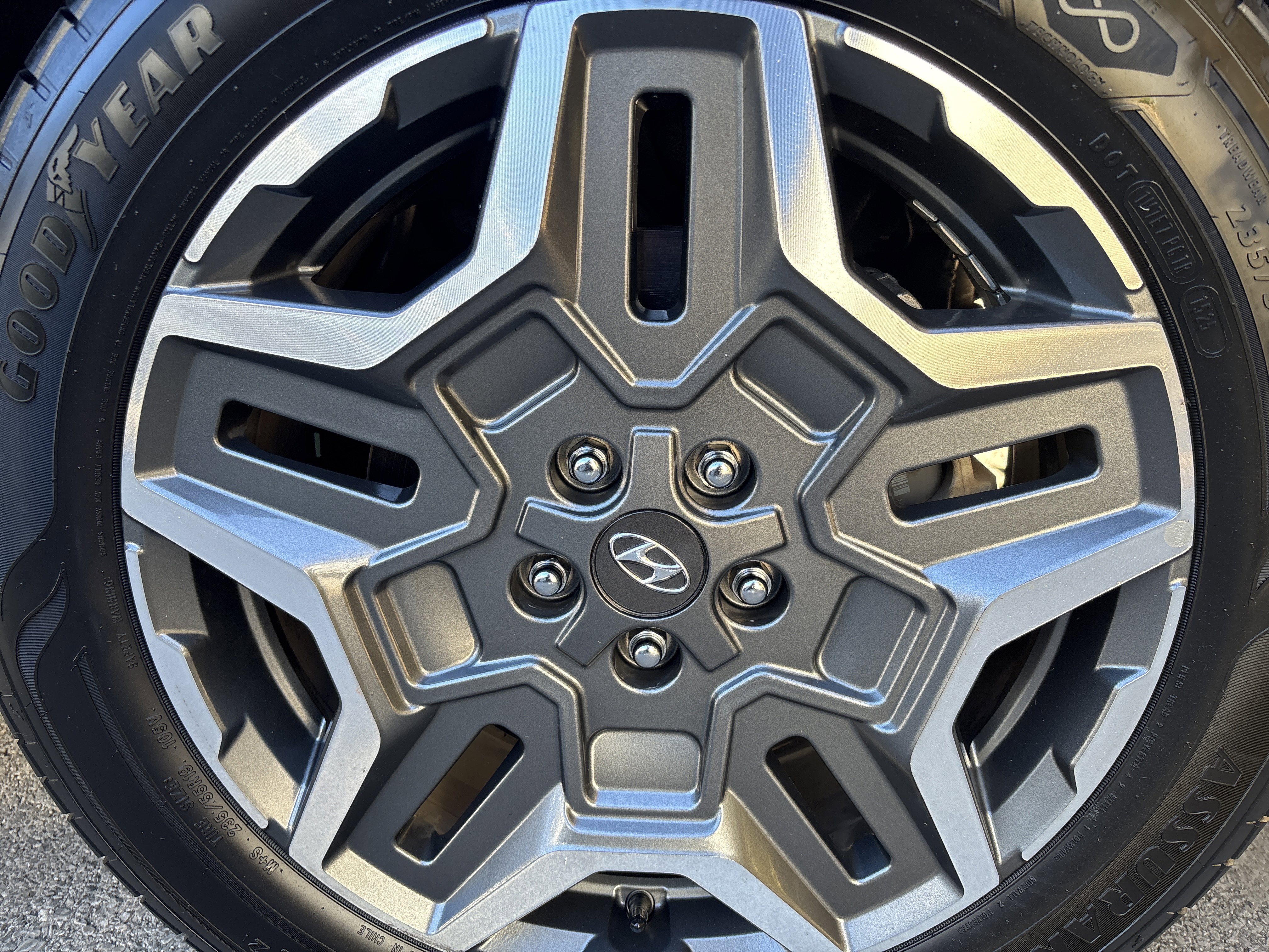 Used 2022 Hyundai Santa Fe SEL Premium image 27