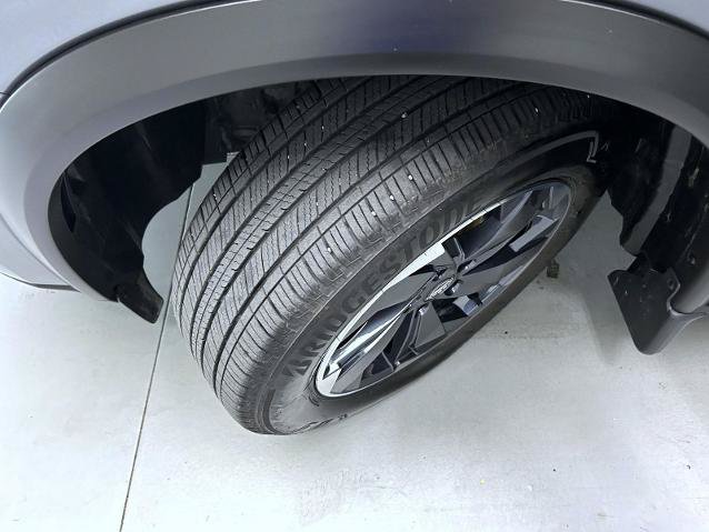 Certified 2025 Nissan Rogue SV AWD/4WD image 23