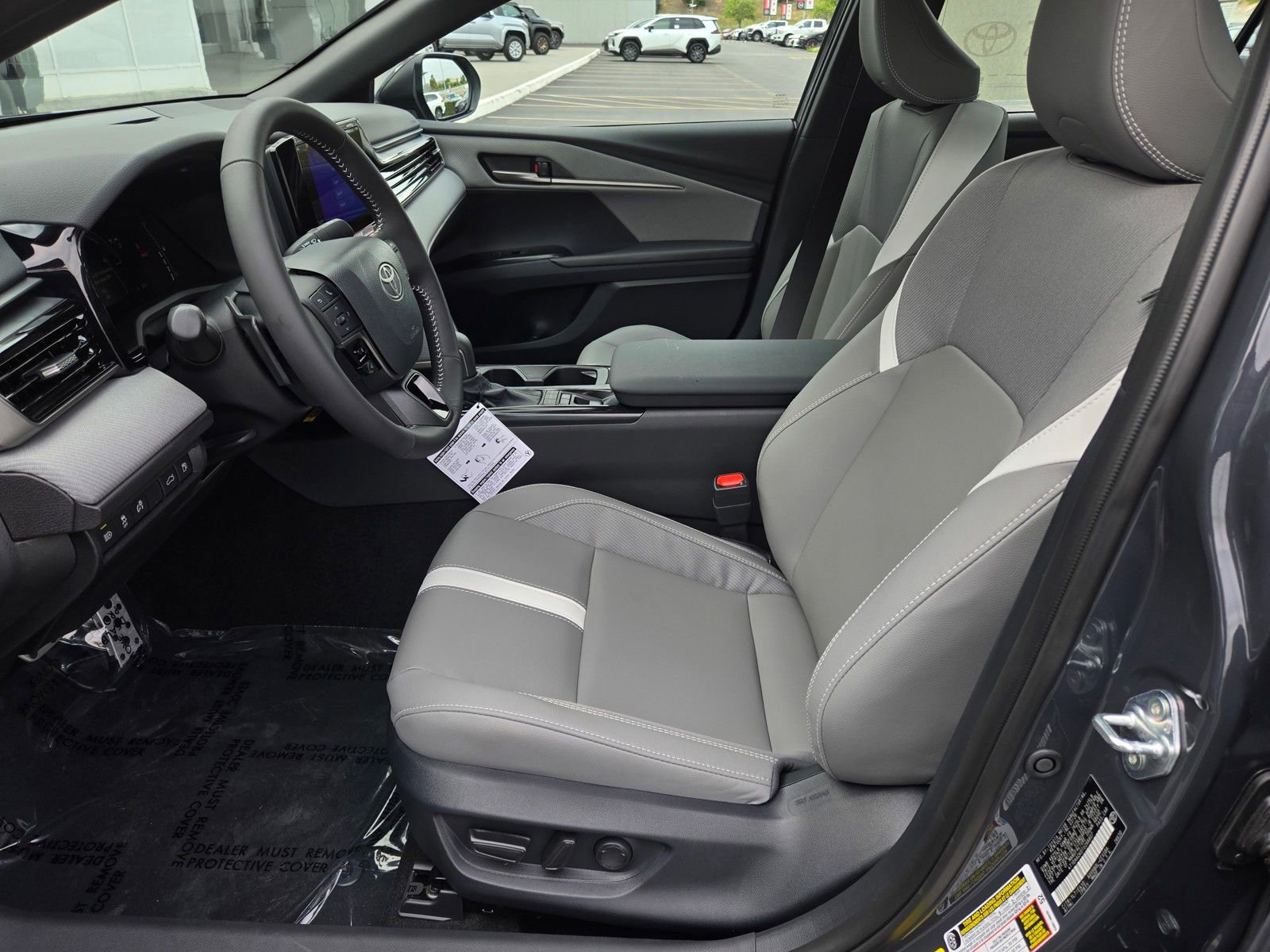Certified 2026 Toyota Camry SE FWD image 15