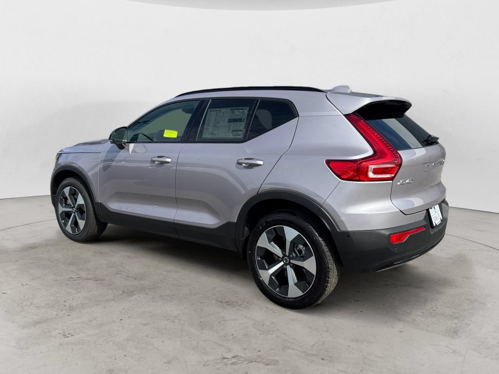 New 2026 Volvo XC40 B5 Plus w/ Protection Package Premier AWD/4WD image 3