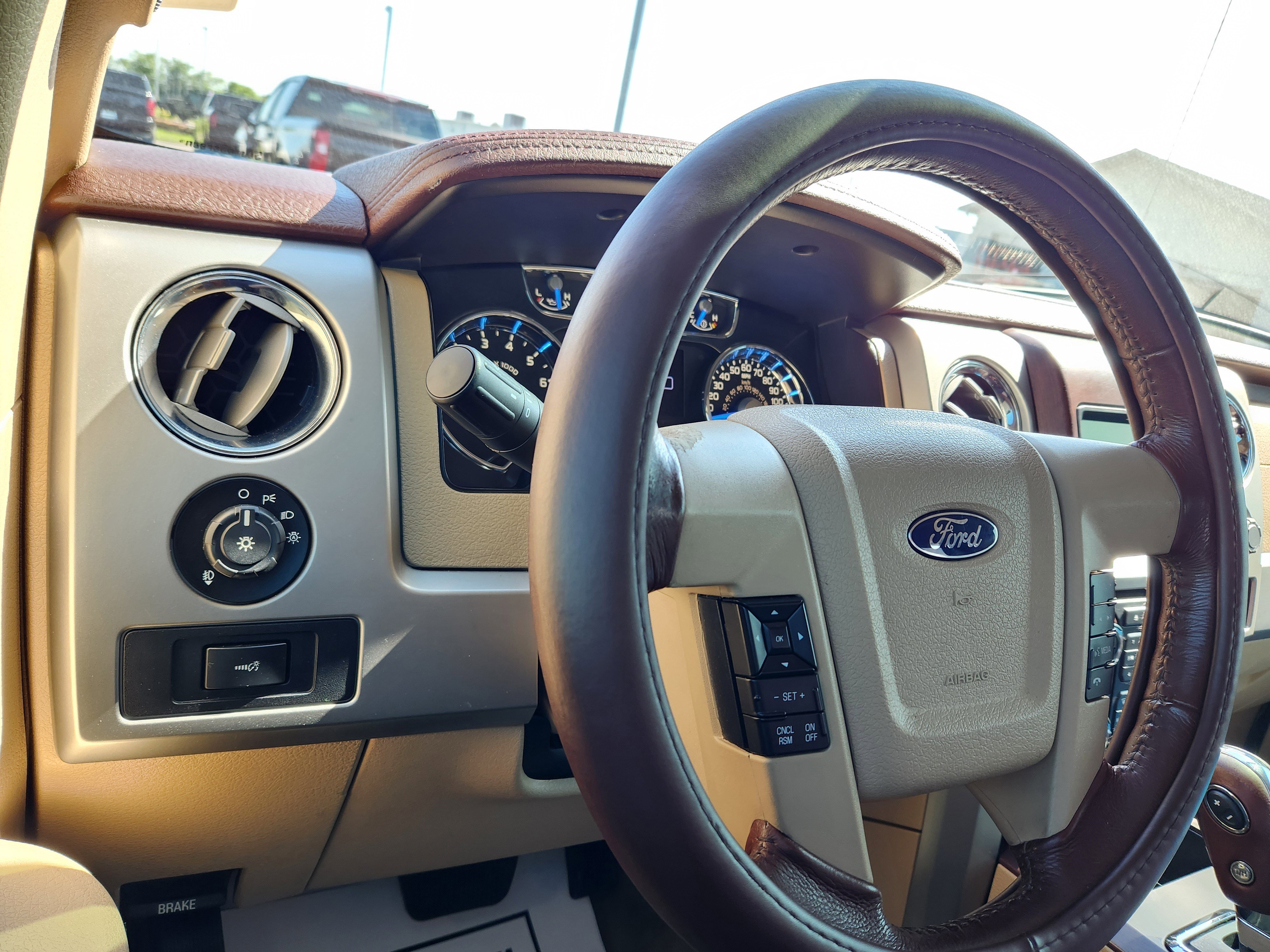 Used 2013 Ford F150 King Ranch w/ King Ranch Luxury Pkg AWD/4WD image 24