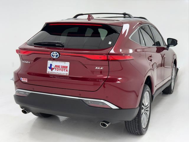 Used 2024 Toyota Venza XLE image 40