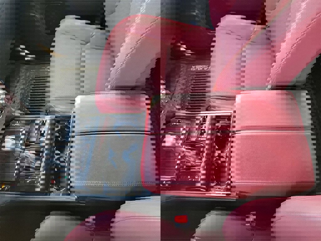 Used 2020 Lexus GX 460 Premium w/ Premium Package image 22