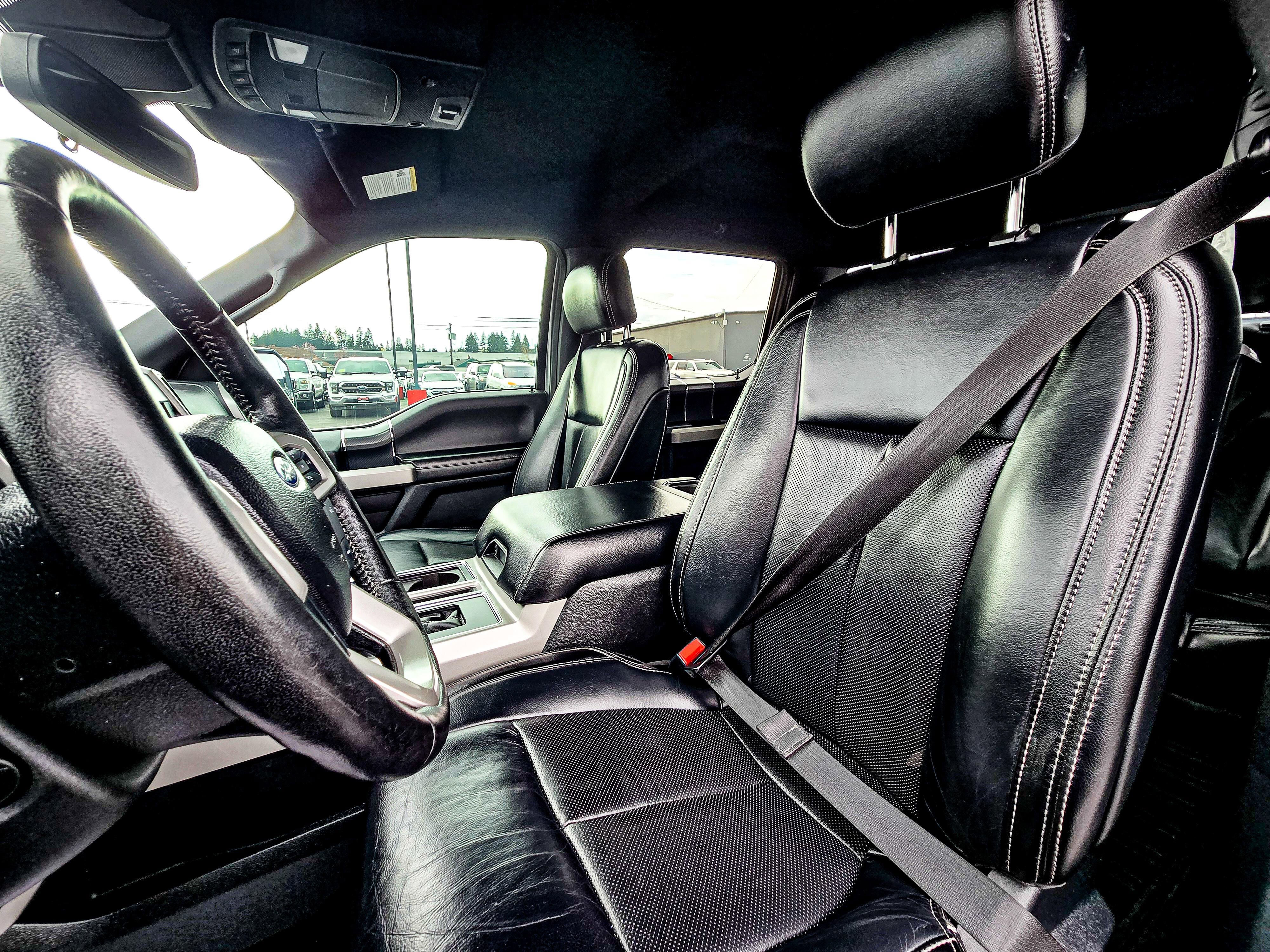 Used 2019 Ford F150 Lariat w/ Equipment Group 502A Luxury AWD/4WD image 10