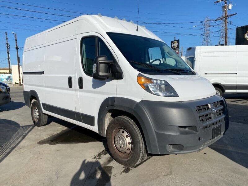 Used 2018 RAM ProMaster 2500 FWD image 1