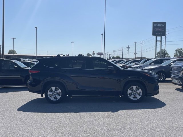 Used 2022 Toyota Highlander L image 8