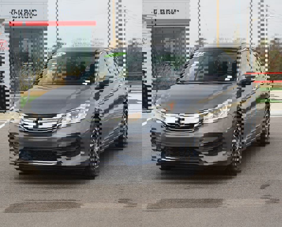 Used 2016 Honda Accord LX image 20