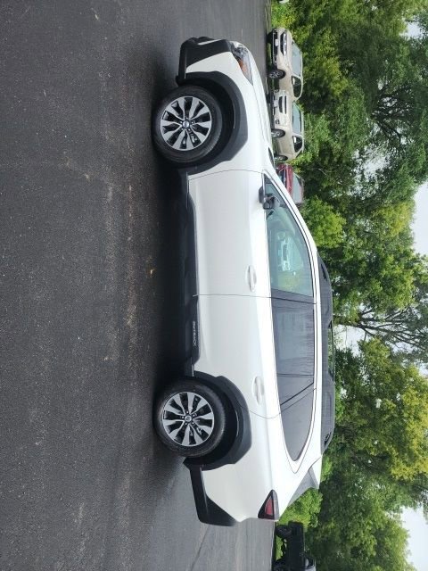 Used 2025 Subaru Outback Limited image 3