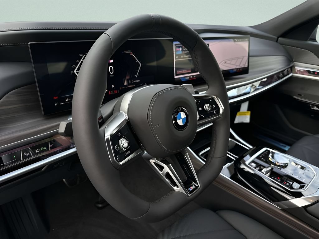 Certified 2026 BMW 740i w/ Premium Package RWD image 18