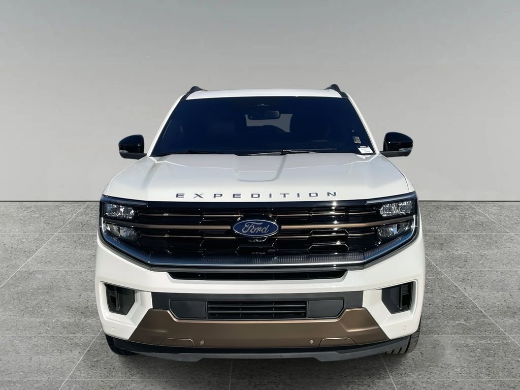 Used 2025 Ford Expedition Max King Ranch image 8