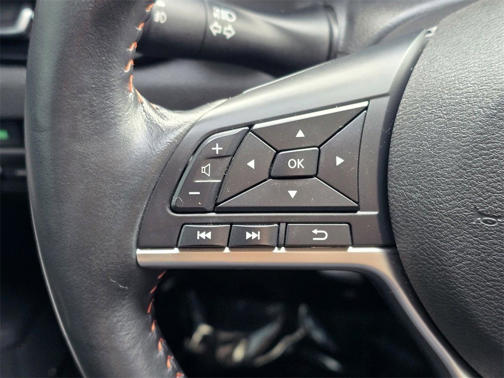 Used 2023 Nissan Sentra SR w/ SR Premium Package image 18