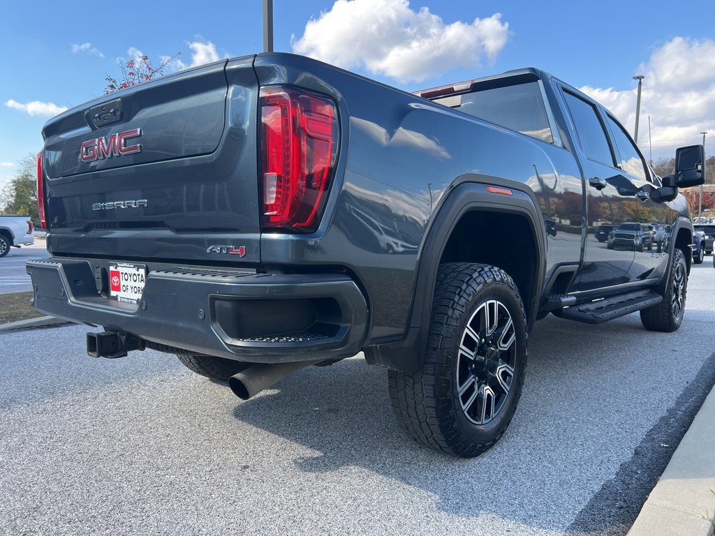 Used 2020 GMC Sierra 2500 AT4 w/ AT4 Premium Package image 3