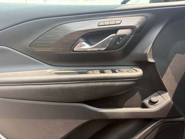 Certified 2024 GMC Terrain SLT w/ Infotainment Package II AWD/4WD image 26