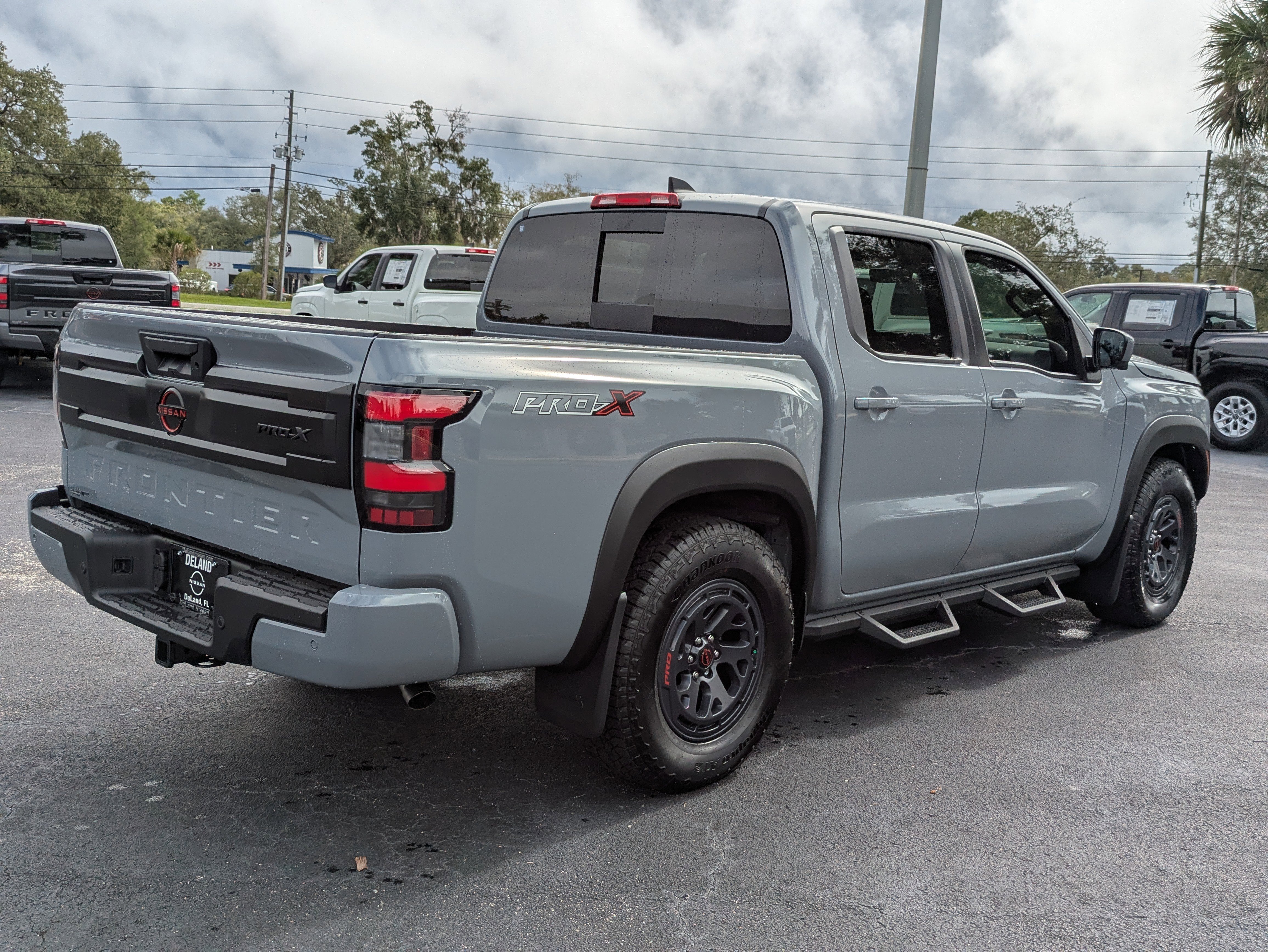 New 2026 Nissan Frontier Pro-X image 4