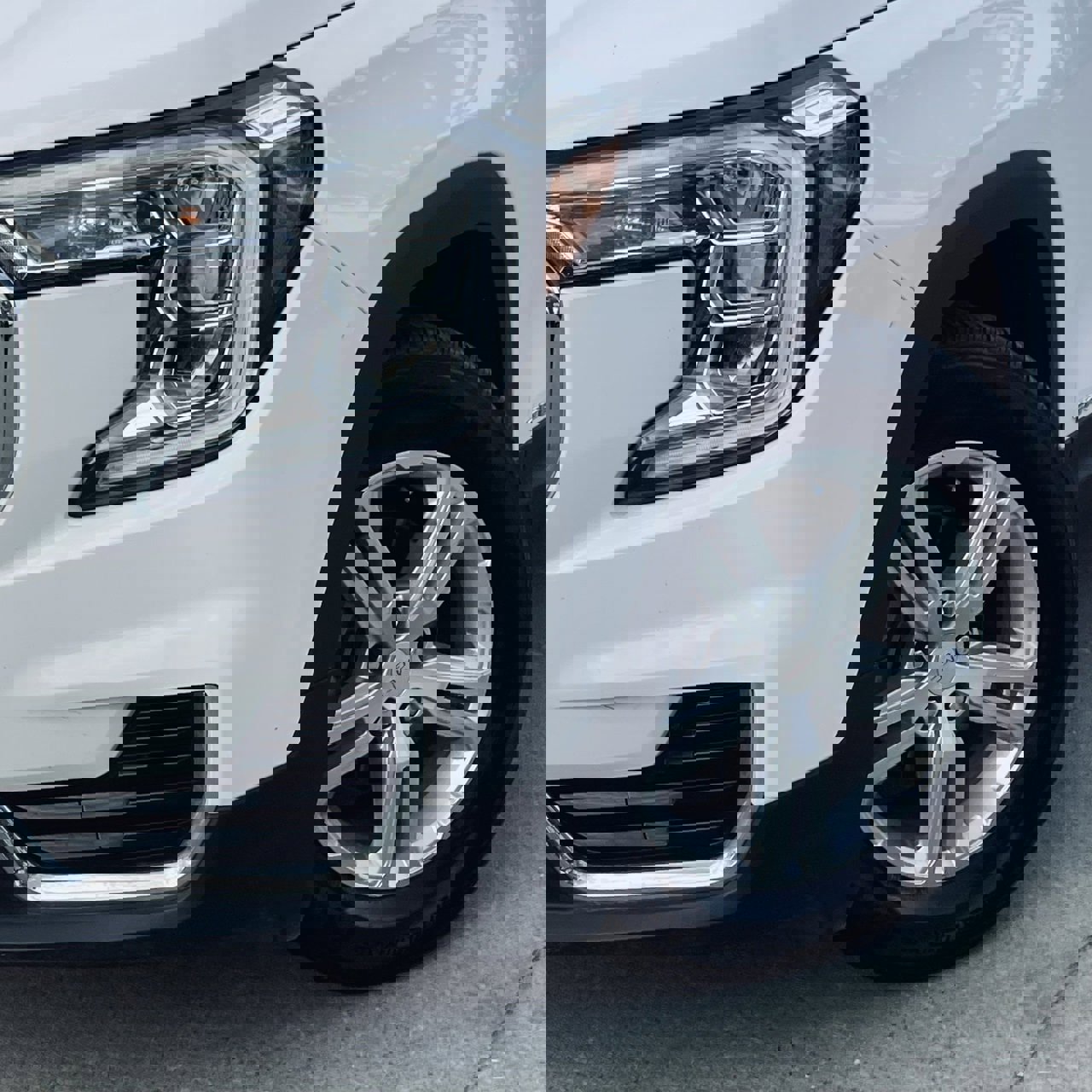 Used 2024 GMC Terrain SLE image 8