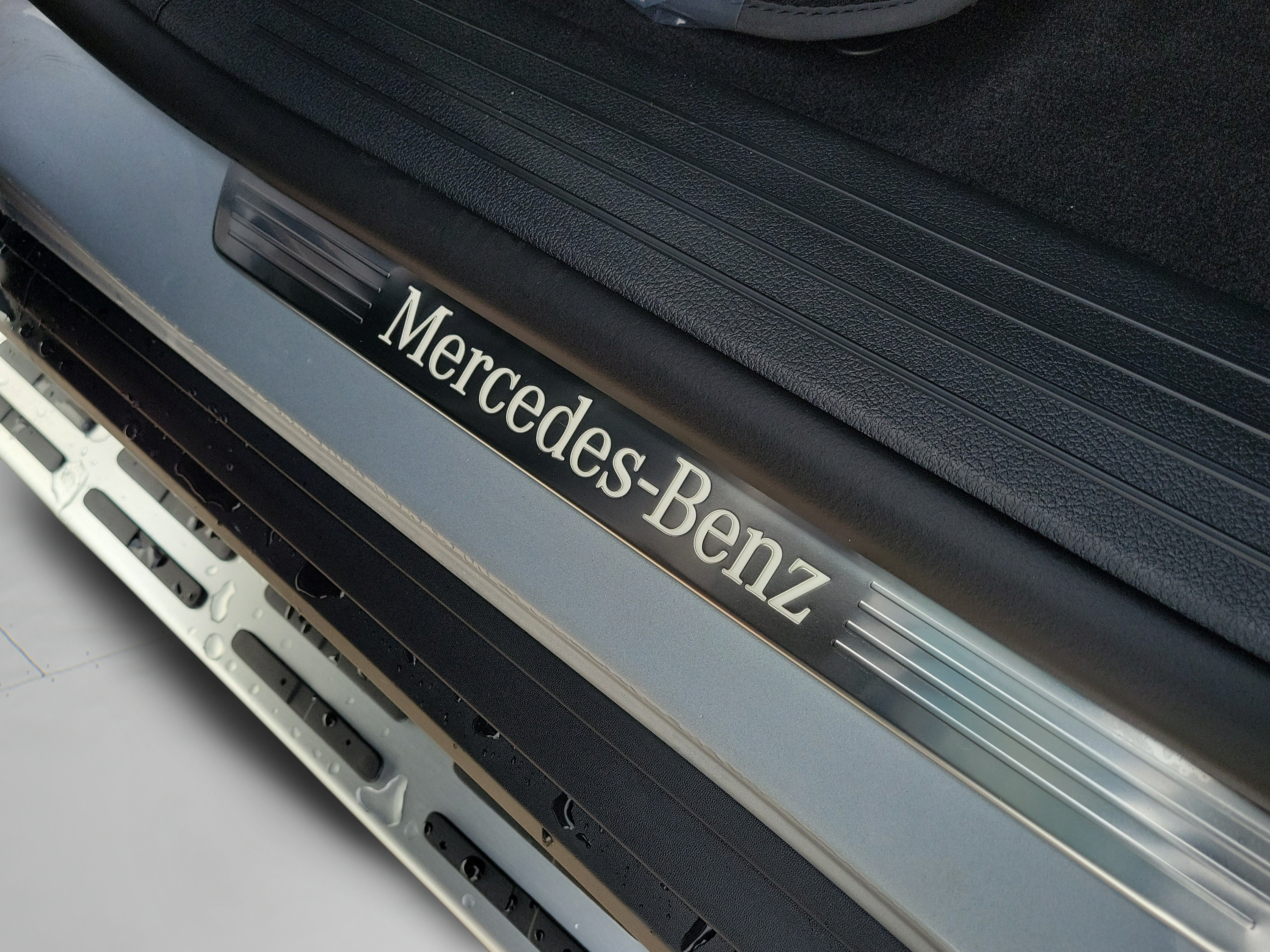 New 2026 Mercedes-Benz GLS 450 4MATIC image 36