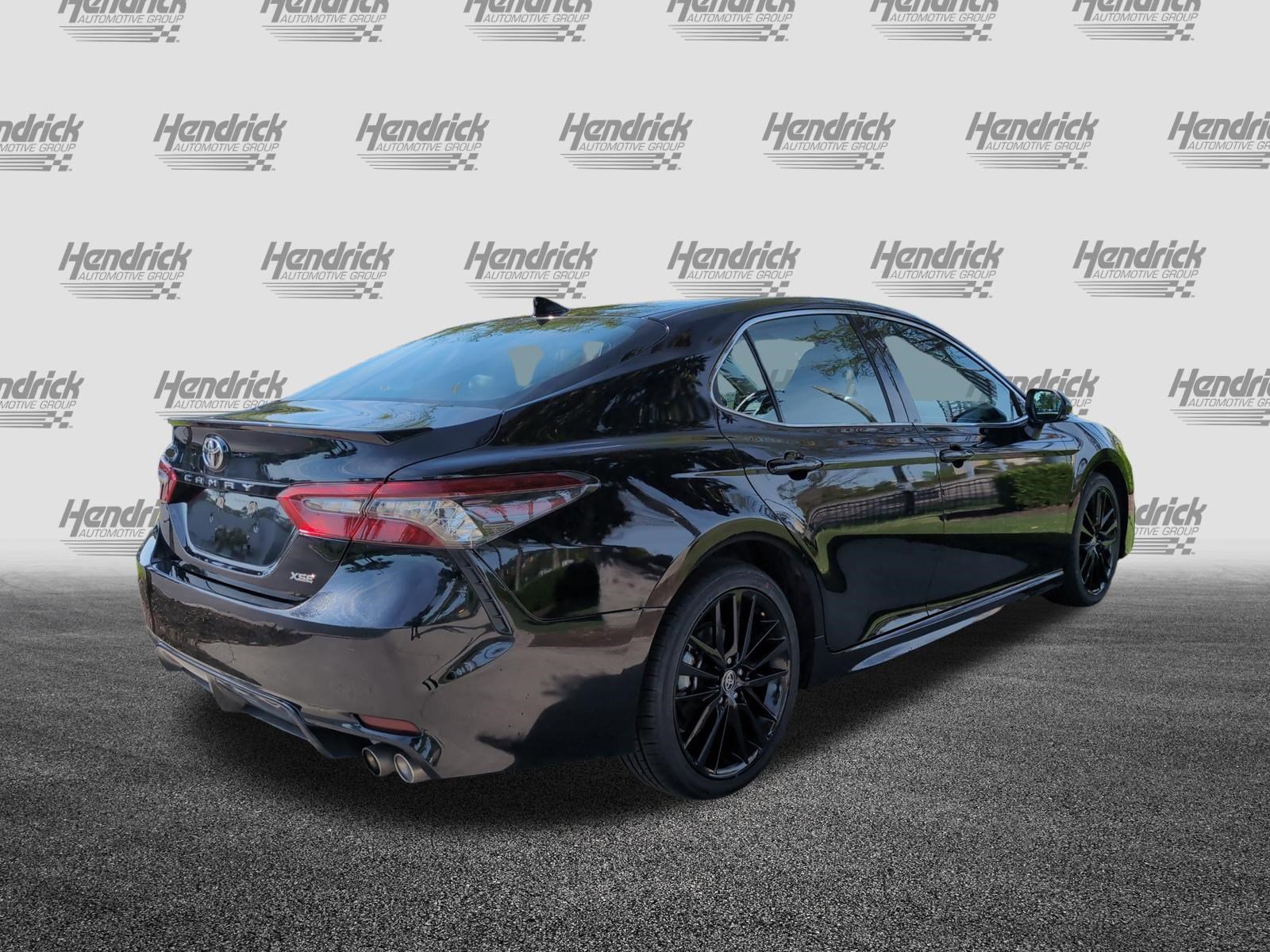 Used 2024 Toyota Camry XSE FWD image 9
