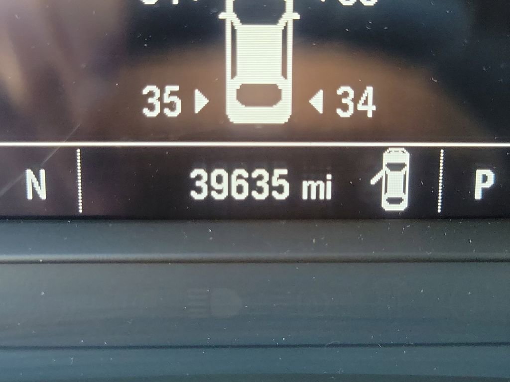 Used 2024 Chevrolet Trax RS w/ Sunroof Package image 26