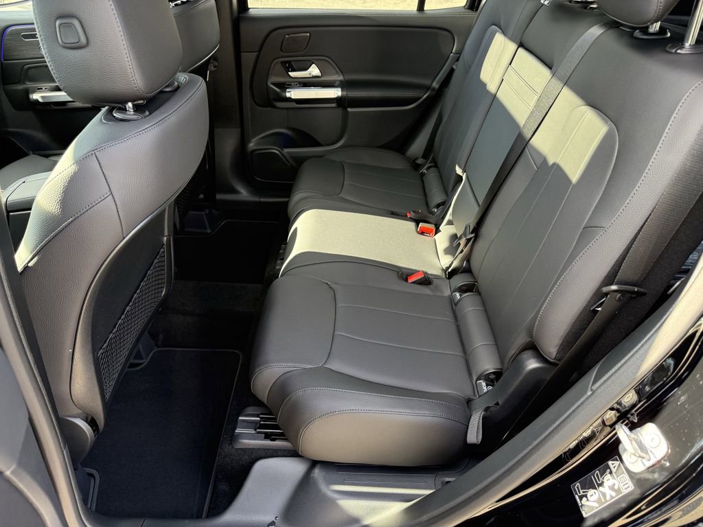New 2026 Mercedes-Benz GLB 250 4MATIC image 11