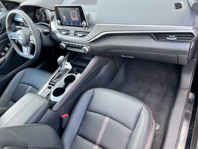 New 2025 Nissan Altima 2.5 SR AWD/4WD image 14