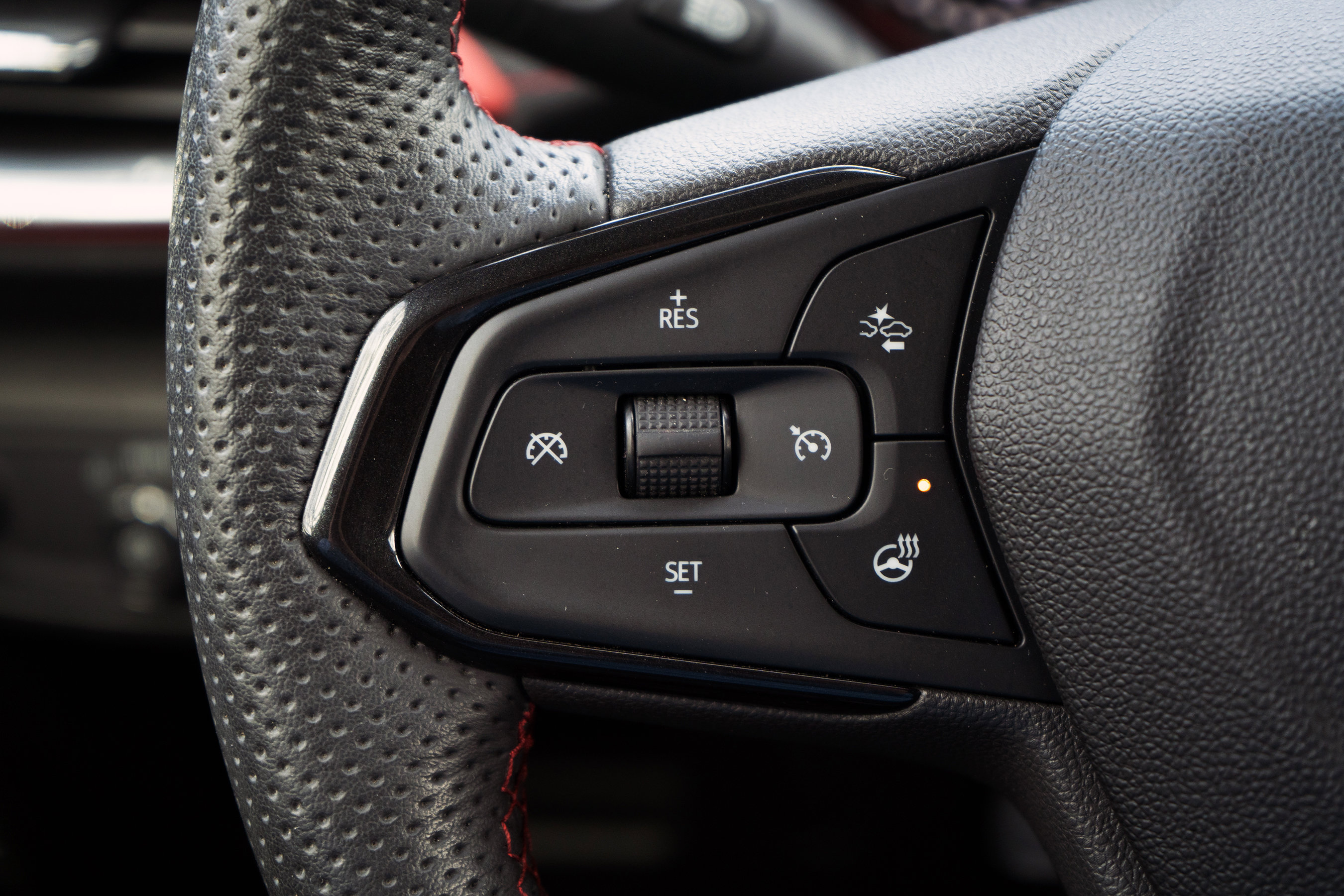 Used 2023 Chevrolet TrailBlazer RS w/ Sun and Liftgate Package image 20