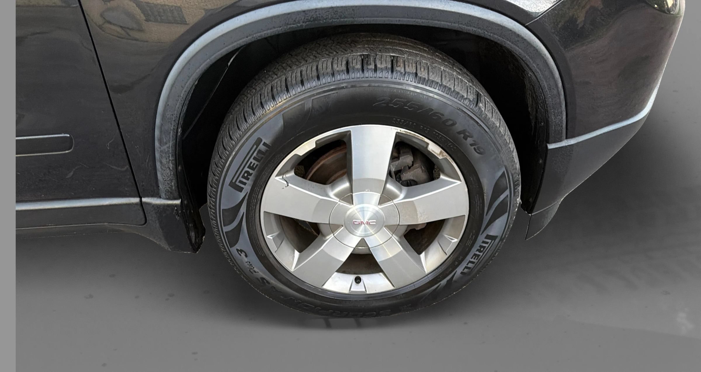 Used 2011 GMC Acadia SLT FWD image 25