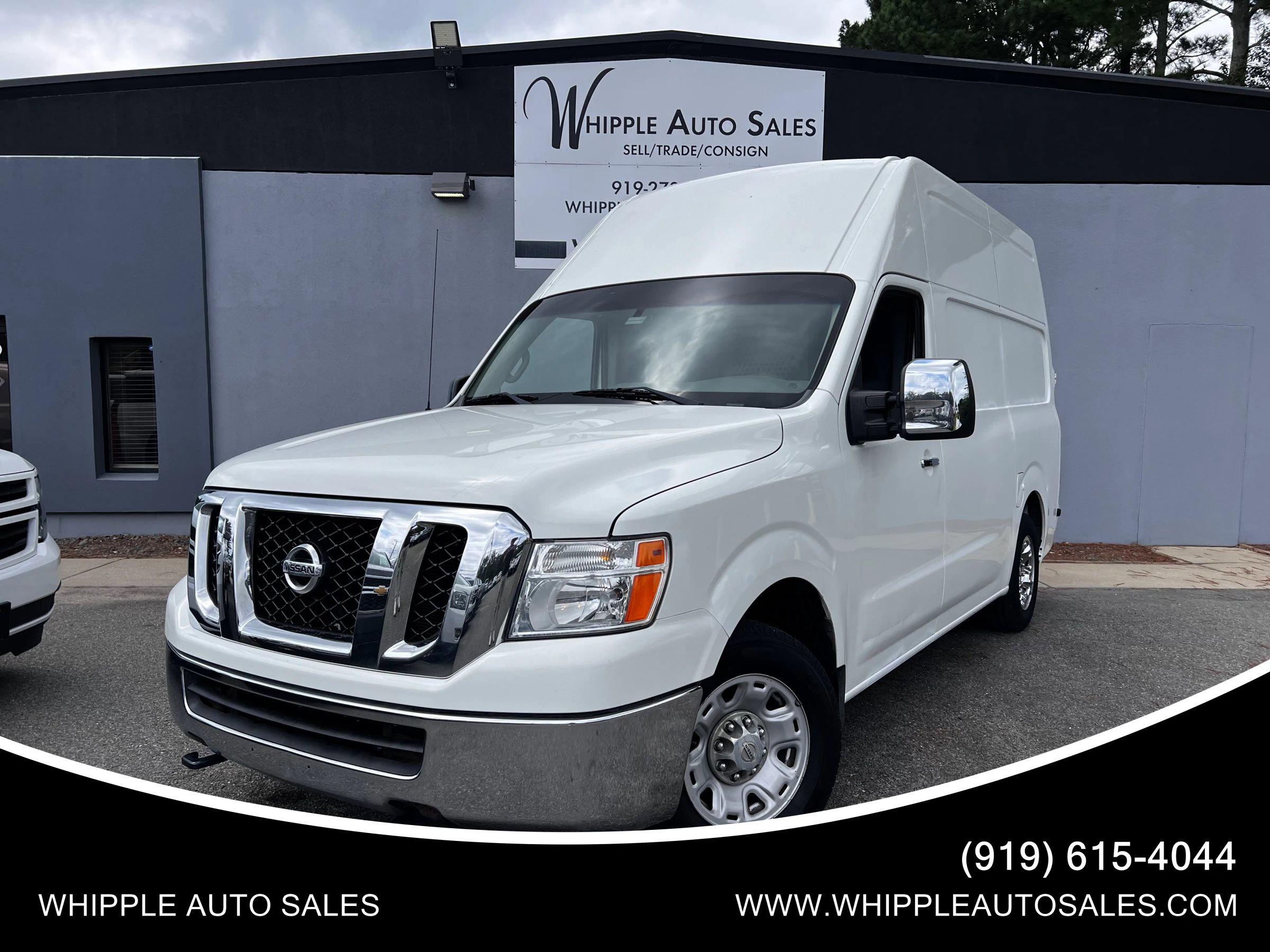 Used 2014 Nissan NV 2500 SV w/ V8 Appearance Package