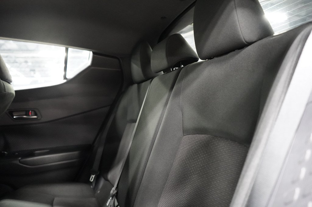 Used 2018 Toyota C-HR XLE FWD image 21