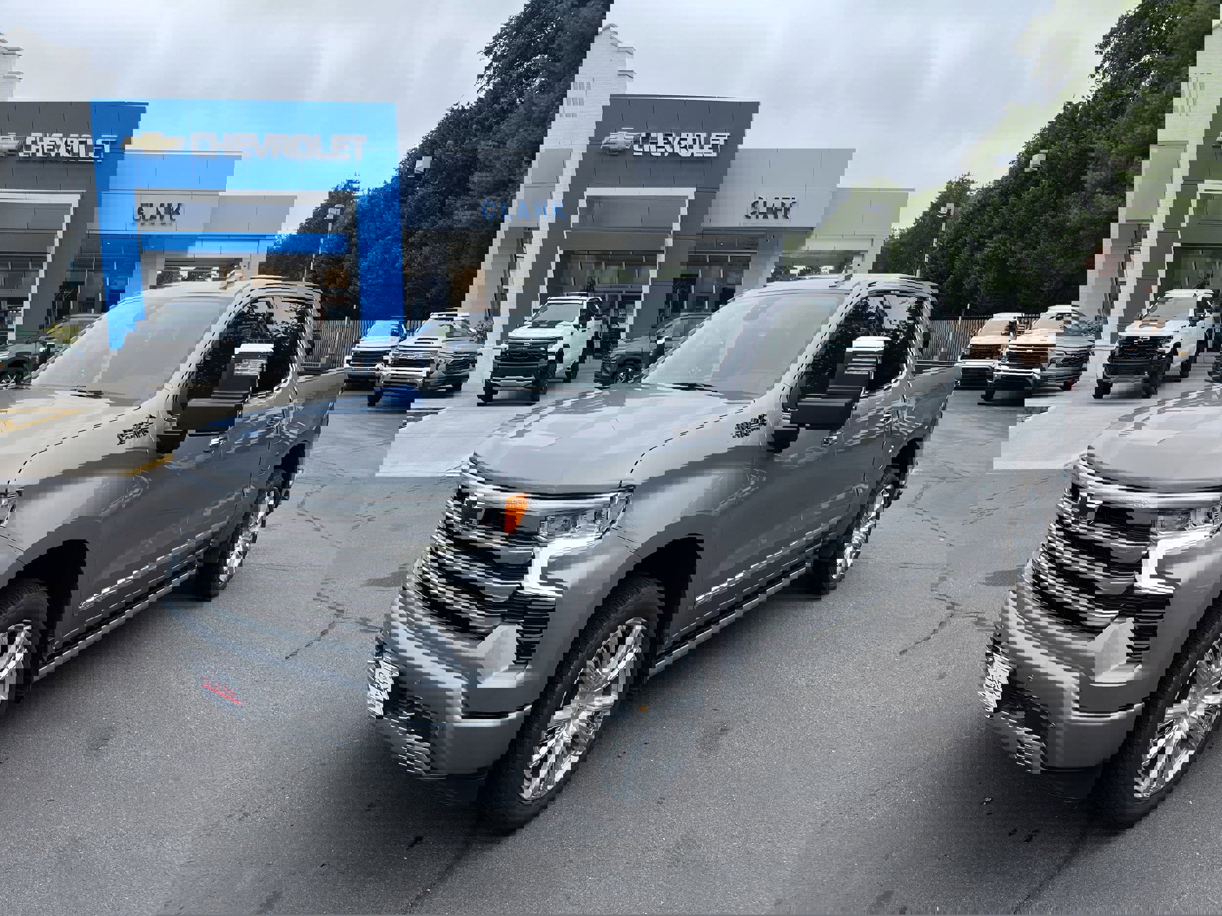 Used 2024 Chevrolet Silverado 1500 High Country w/ High Country Premium Package