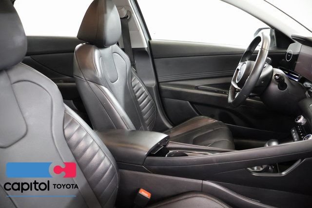 Used 2023 Hyundai Elantra Limited FWD image 29