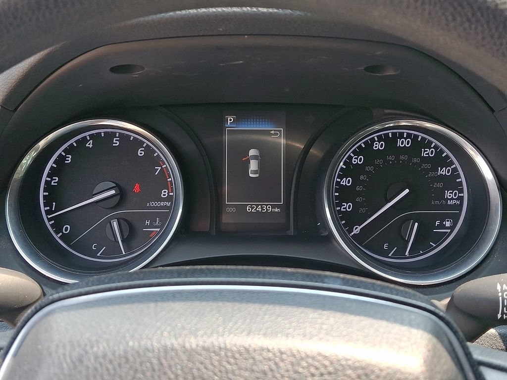 Used 2019 Toyota Camry LE FWD image 21