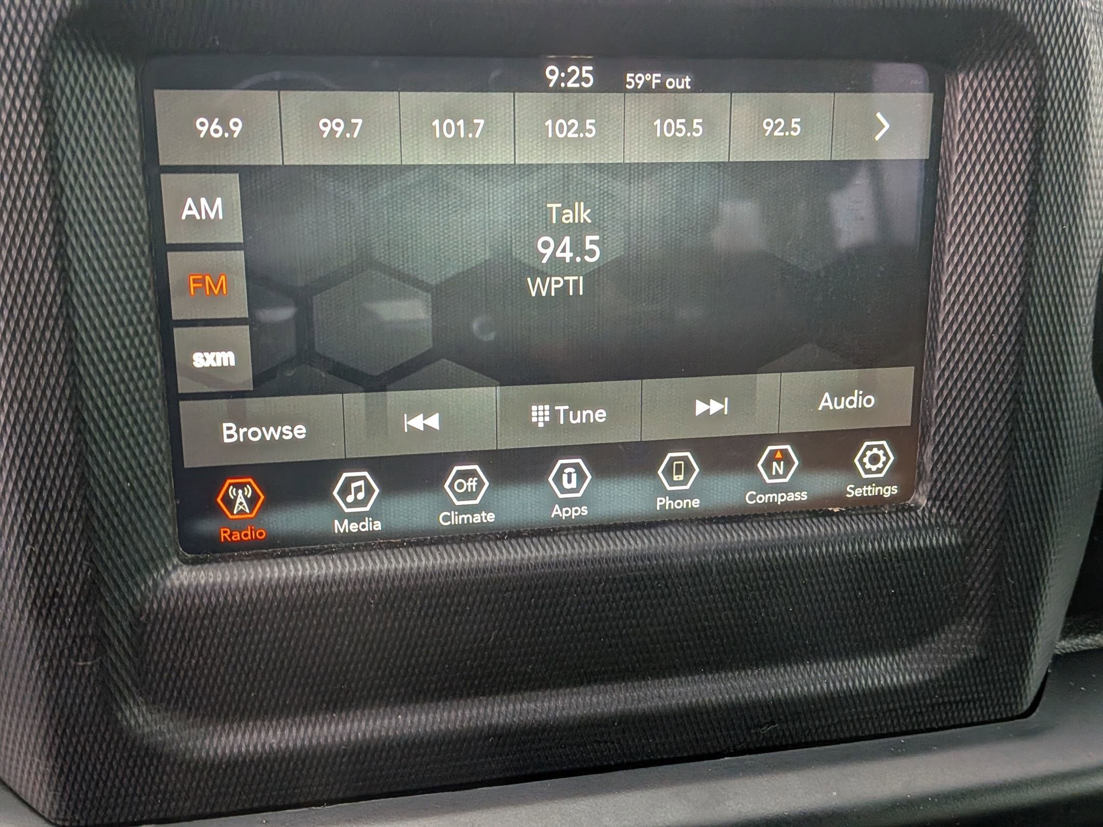 Used 2020 Jeep Wrangler Unlimited Sport image 27