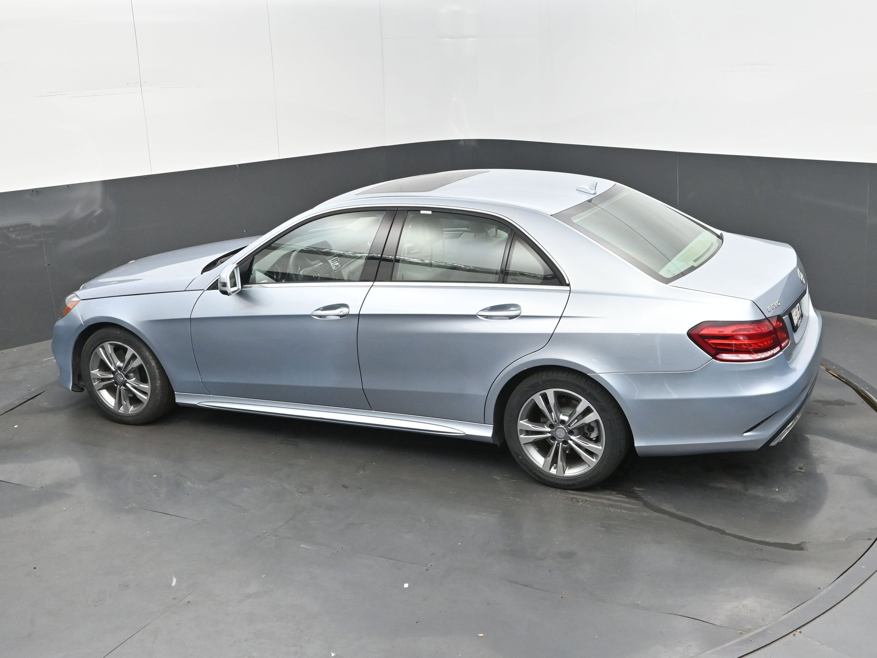 Used 2015 Mercedes-Benz E 350 Sedan image 39