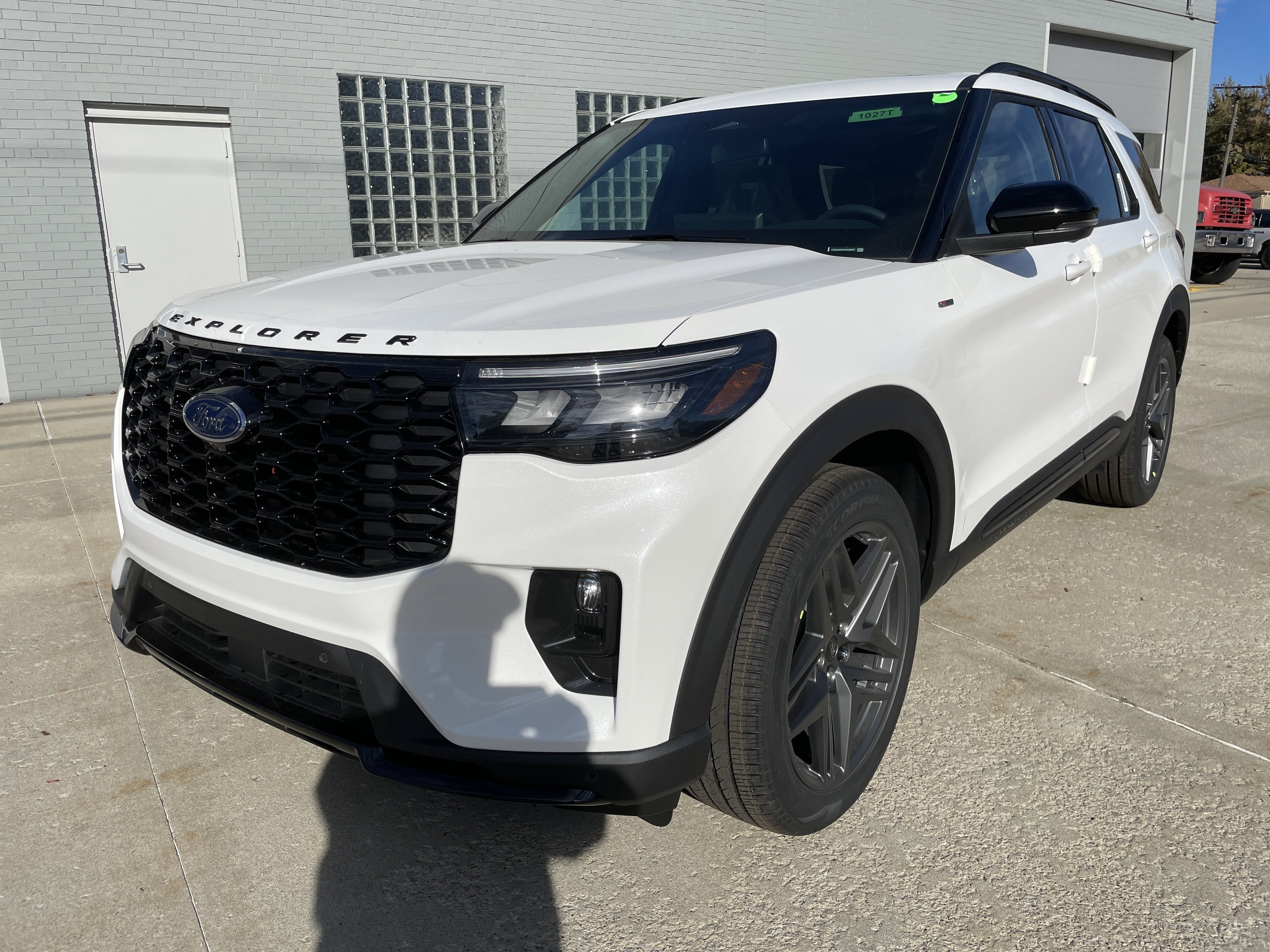 New 2026 Ford Explorer ST-Line image 8